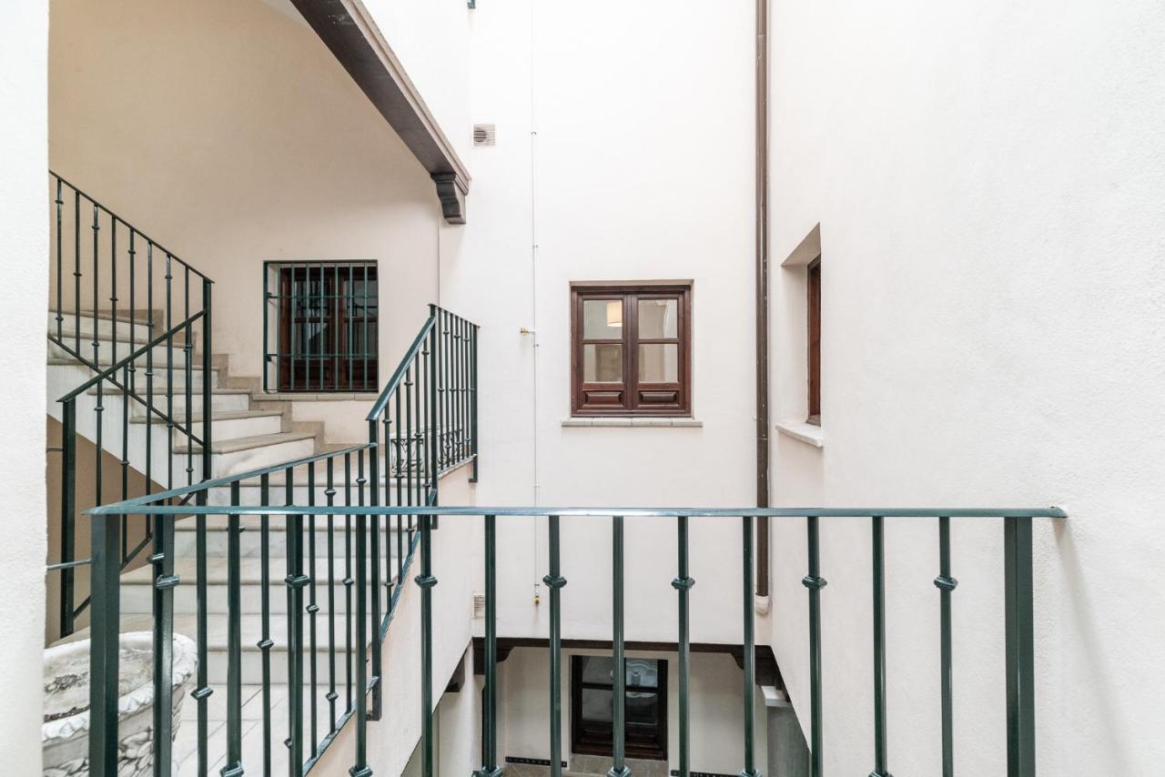 Modern Cozy Flat In Granada'S City Centre 1 Bagian luar foto